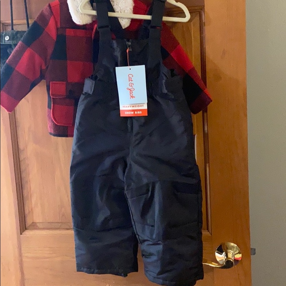 Snowsuit size 18mo